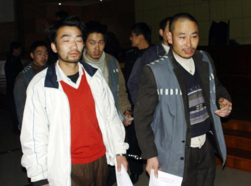 融媒速看 呼和浩特天骄花园1217特大杀人案（纪实）：因经济纠纷反目，男子连杀5人泄愤