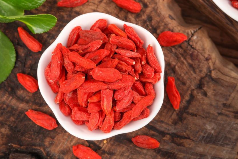 肝脏|伤肝的“三甜”，养肝的“二苦”，你都知道吗？不妨看一下