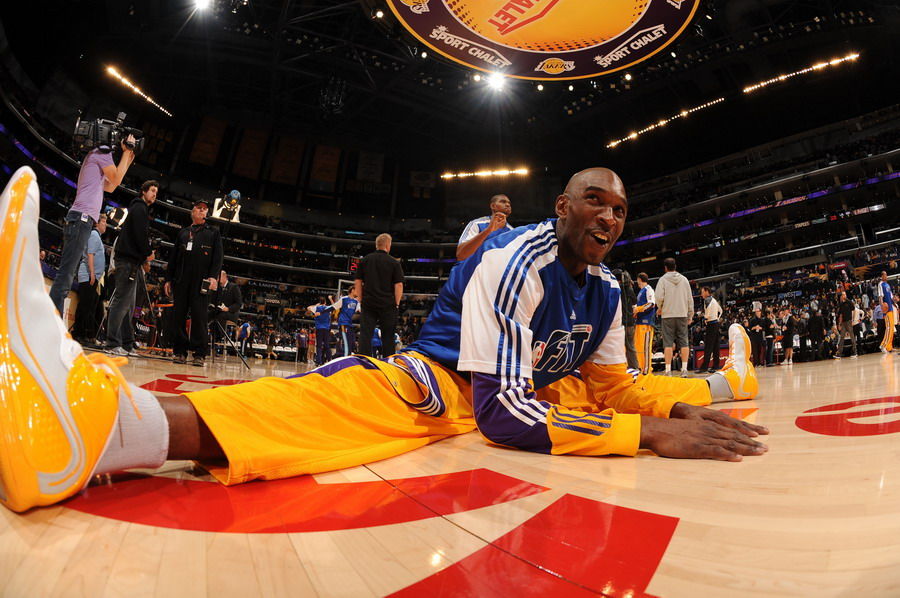 #艾弗森#奥尼尔是92年的状元，艾弗森是96年的，那93、94、95年都是哪些大神？