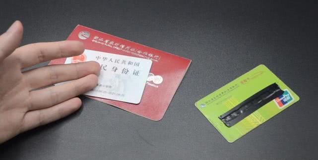 @在银行存款，选择银行卡还是存折好？现在清楚为时不晚，太重要了