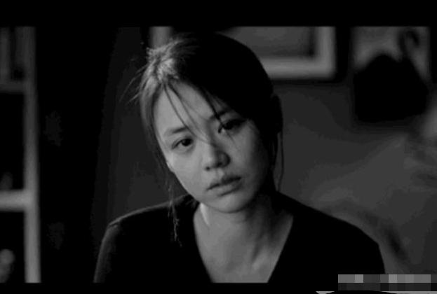 马思纯|马思纯抑郁症严重到无法走路和睡觉，还录综艺赚钱，不要命了？