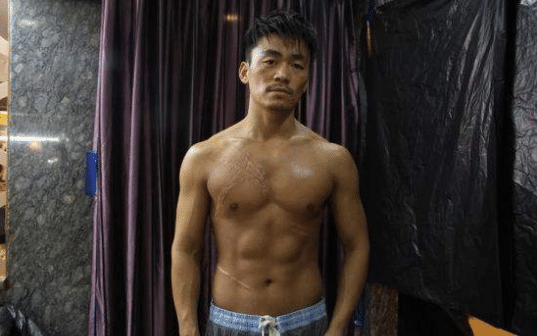 佟丽娅|彭于晏：看我的腹肌照，郭富城：这是我的，王宝强：我来了你们一边去！