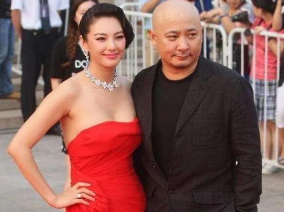 刘亦菲|娱乐圈“被猪拱了”的4大女星,刘亦菲也不例外,最后一位太可惜