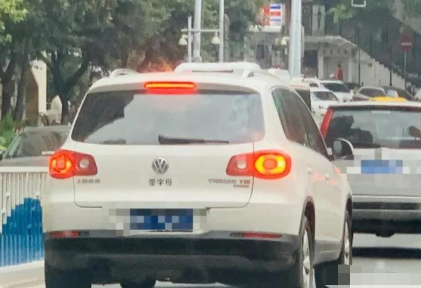 “出差一个月，装修交给婆婆，回来一打开家门愣了”