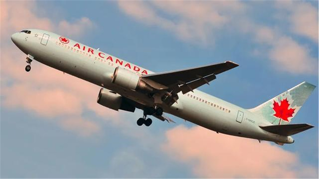 美国▲“孟晚舟”事件重演！大批华人被“扣”机场，美：手铐已准备好