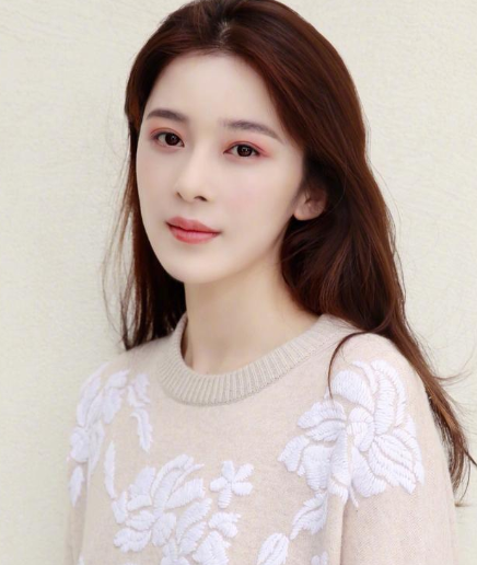 赵韩樱子|她人美戏好主角拿到手软，却始终火不起来，全因名字太“日本”