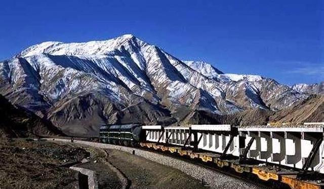 印度|干得漂亮！喜马拉雅山传来“巨响”，印度惊呼：赶紧停下！