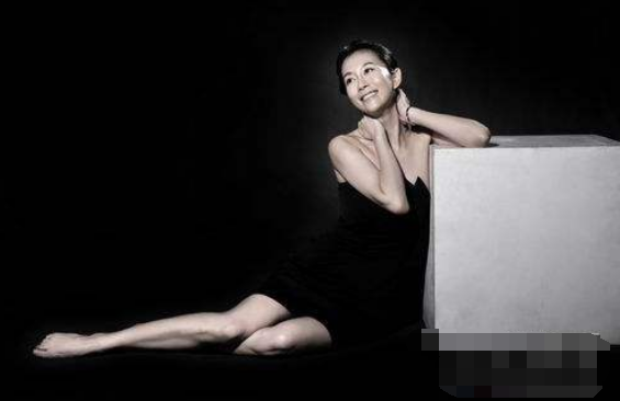 |曾为了拍戏喝媚药，出道22年仅有一部代表作，现在参加演员2要翻红？