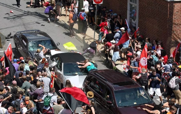 美国|在美“闪电”撤资141万亿！中方开始反击了！美国措不及防