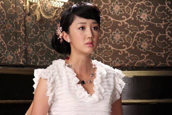 跟错导演跌到18线,沦为"抖音网红",如今却坐拥千万粉丝