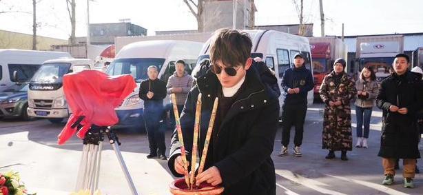 陈翔|陈翔毛晓彤分手三年，陈翔还是原来的陈翔，而毛晓彤早已大变样