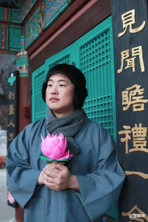 陈佩斯|万茜和林黛玉，竟然跟陈佩斯长得一模一样？