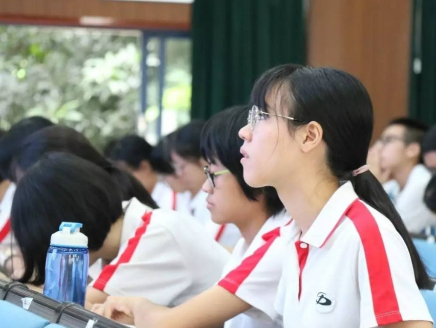 教育部|教育部宣布，大中小学寒假时间确定，学生欲哭无泪，家长拍手叫好