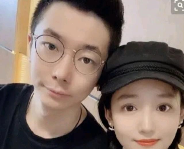 张雨婷:绿地3000万实习生张雨婷在澳洲麦考瑞大学读的研究生,水平如何?