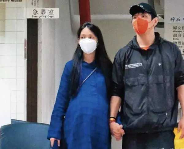 郭碧婷|郭碧婷产子细节曝光: 医院简陋宝宝物品敷衍，生产中向太根本不在