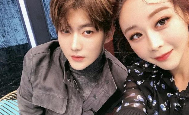 咸素媛|42岁阿姨倒追25岁小鲜肉，婚后生下双胞胎，与老公看似同龄人