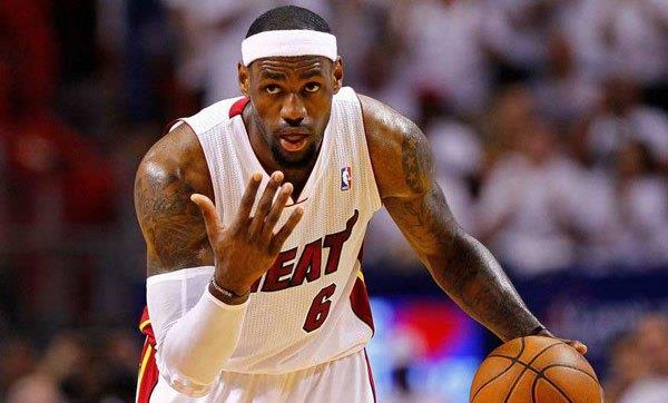 #奥尼尔#合理不？美媒评历史最佳阵容，奥尼尔3阵，库里2阵，1阵太强大