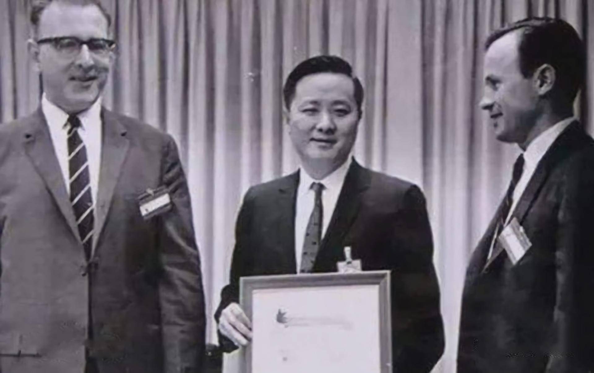 『华为』比肩华为的中国科技巨头,创始人56岁创业,70岁娶了郭台铭的表姐