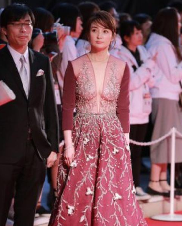 蒋勤勤|蒋勤勤这个“癖好”许多女生都有,即使隔着屏幕都觉得恶心