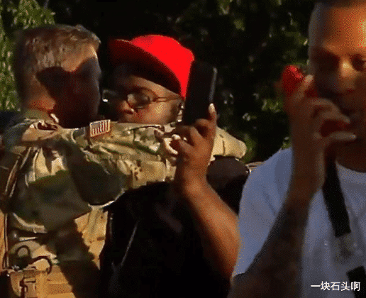 「白宫」美州长、国民警卫队全部“叛变”！白宫彻底“沦陷”！门前飘起中国旗帜