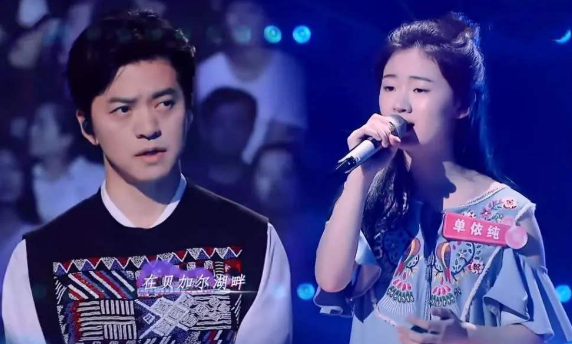 李健|《好声音》8年没人敢提的名字，却被李健无意提起，幸好那英不在