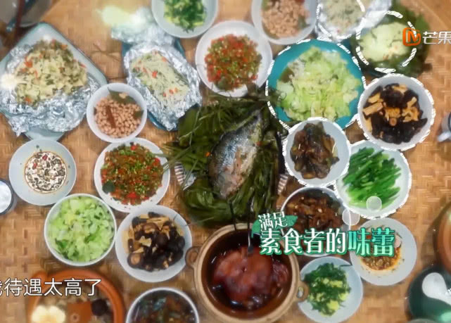 黄磊▲《向往4》黄磊做饭慢，嘉宾饿到催促，导演组悄悄点外卖