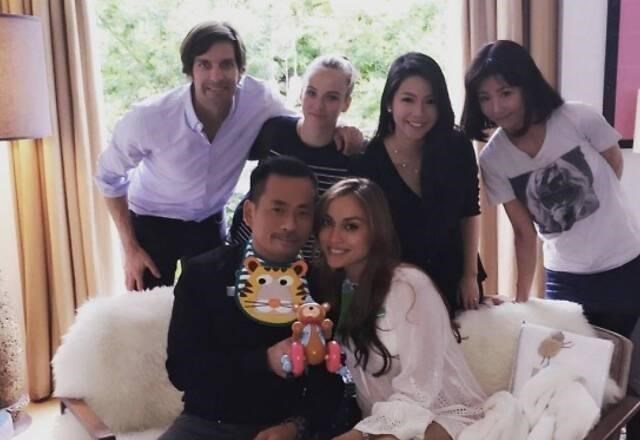 |洗米华与Mandy复合引热议：他知道愧对妻子，并曝出自己很无奈
