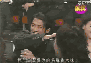 张柏芝|媒体爆料周星驰张柏芝疑似已经结婚了？网友们纷纷表示，难道是真的