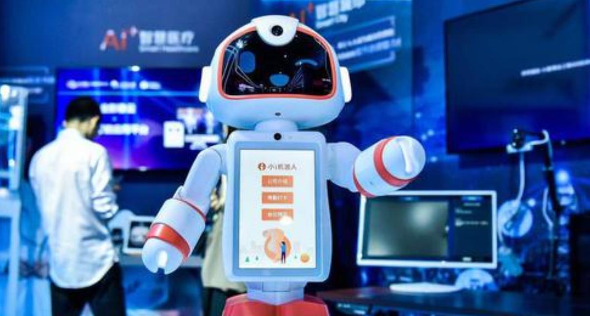 苹果|美国封杀腾讯、阿里，中国AI企业开始还击：“大刀”挥向苹果！