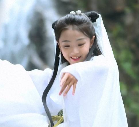 《新白娘子传奇》连连被翻拍，众多版本的白娘子，你更pick谁？