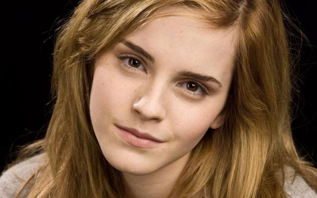 「英国」为何英国美女宁愿嫁黑人，也不嫁中国男性？只因这一“生理缺陷”