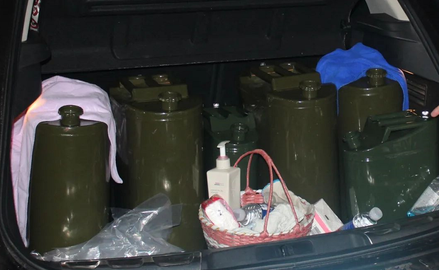 朱桀的行走的笔记 交警春运严查私家车，后备箱有4样东西千万别放，查到就罚款