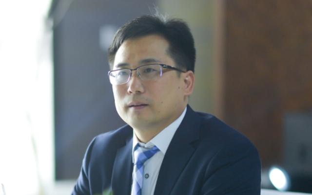 A股|A股又黑1天,李大霄:远离高估5类!杨德龙:持这些能睡得着觉