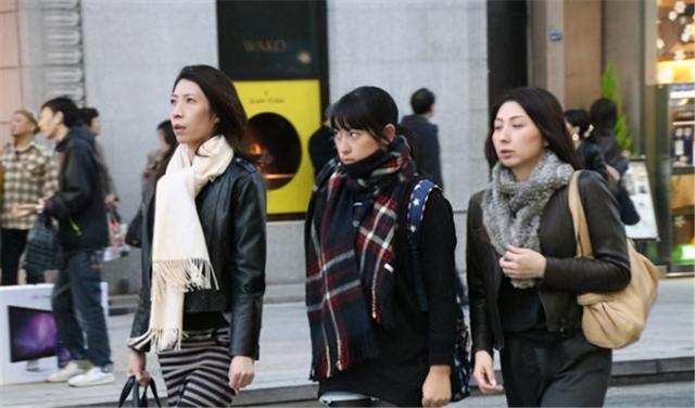 日本300萬貧困女性，華麗背後是腐朽的味道，會是我們的未來嗎？-圖5