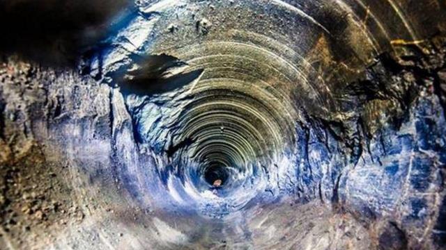 苏联挖到地球9500米,周边全是钻石黄金,为何最后不挖了?
