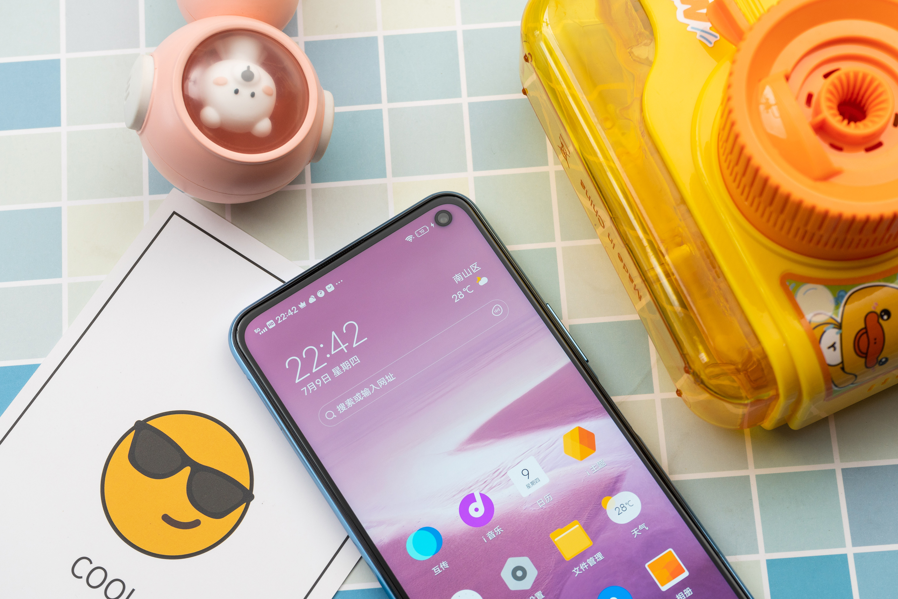 5G|iQOO Z1x上手简评:轻薄长续航5G新机,性价比优势明显