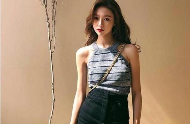 温婉|温婉生活照曝光，甜美外表下隐藏“缺陷”，网友：真不愧是黑凤梨！