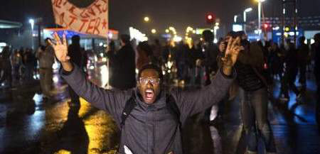 华为|企图用光刻机逼华为“妥协”？华为回击：直接裁掉2000名美籍员工！