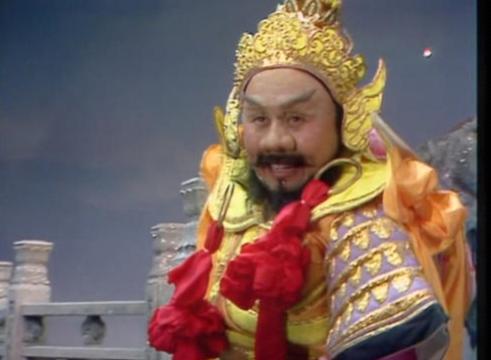马德华|“猪八戒”马德华近照曝光，75岁与“嫦娥”恩爱多年，儿子身价过亿