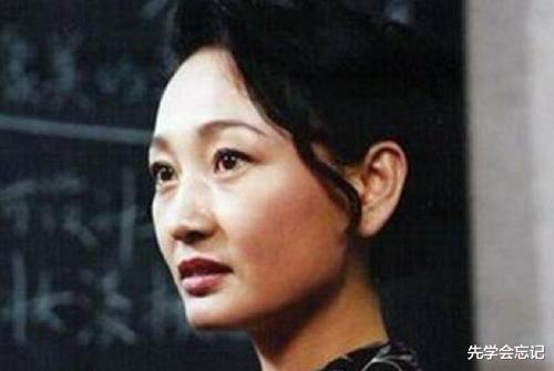 腾格尔|4年心血被“毁”，隐忍了3544天的腾格尔，7天前的“报复”真解恨