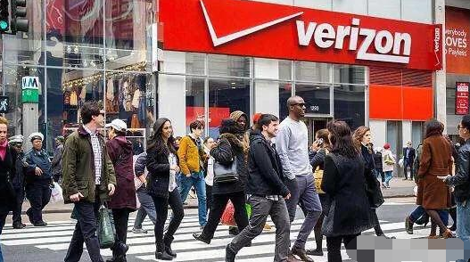 「华为」华为要求20家美企，赔偿近70亿专利费！这是一个漂亮的反击