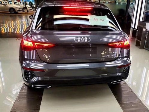 奥迪A3|全新国产奥迪A3现身，内饰大变样，预计年底上市