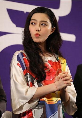 范冰冰|欠债6亿，被卡地亚、LV等大牌索赔，范冰冰今又双叒“翻车”了