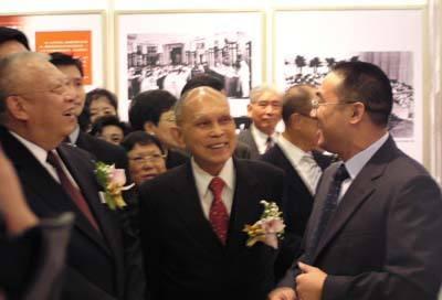 张雨剑|霍启刚即将从政，他未来大概率会成特首，霍英东30多年前就布好局