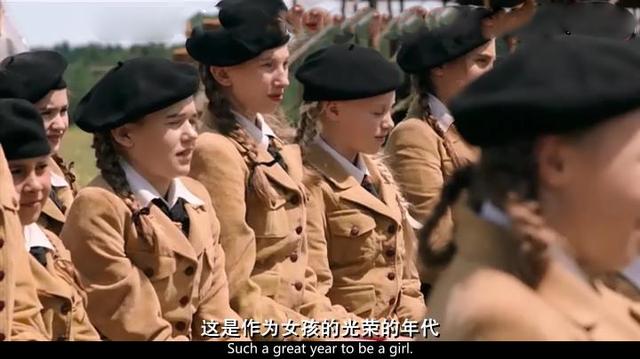 乔乔兔|《乔乔兔》：在“配种计划”宣传下，妙龄少女自愿献身军官