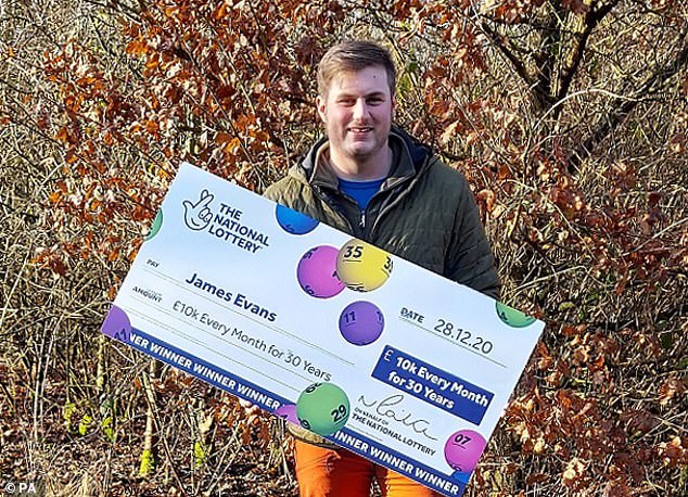 光线新媒 英男子买彩票中“终生”奖，每月9万块持续30年，死守秘密两周后一下告了所有人