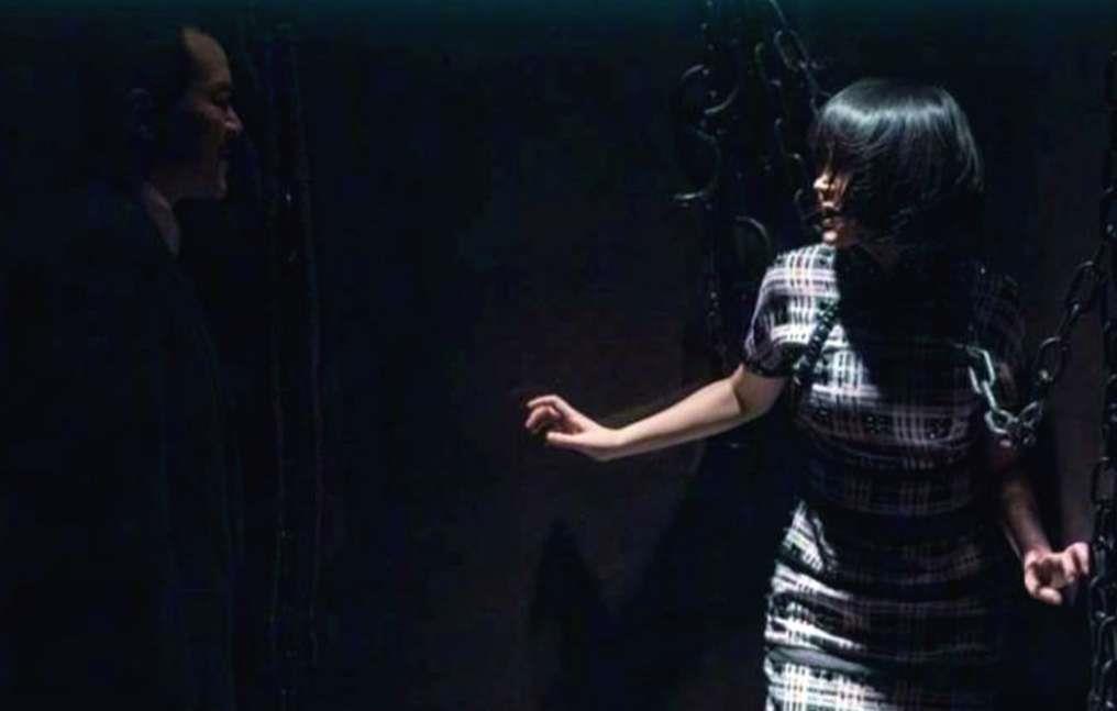 廖凡|许晴跟廖凡地牢戏被删除,当时差点假戏真做,在失控边缘不断探视