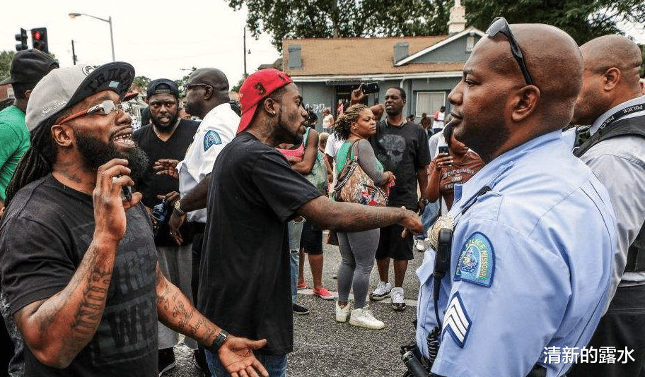 『白宫』谁也“保不住”暴乱黑人！白宫向全美发出“警告”，好日子彻底到头了