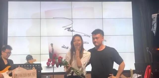 潘虹|《好声音》人气美女潘虹结婚了？她才21岁竟然结婚2年了