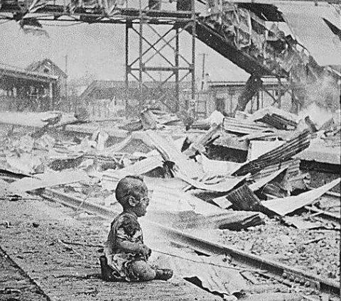 叙利亚：从这辆油罐车的身上，我看到了战争的恐怖